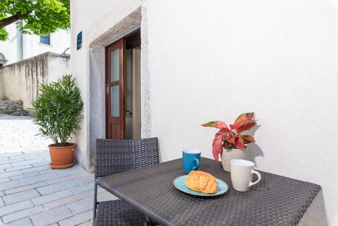 Picturesque Apartment San Rocco 1 Pićan Dış mekan fotoğraf